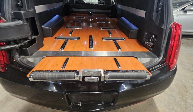 2013 Cadillac Superior Hearse full