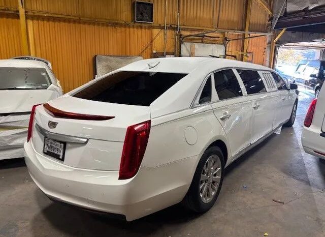 2017 Cadillac Federal Limo full