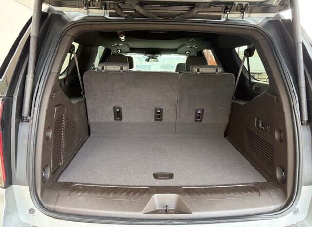 2024 Chevrolet Suburban full